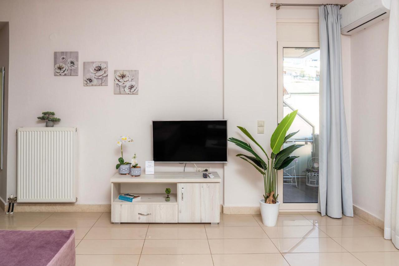 Luxury Town Center Suite Apt A2 イラクリオン エクステリア 写真