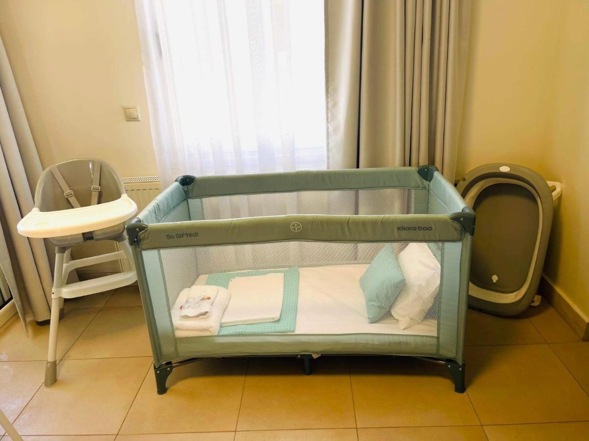 Luxury Town Center Suite Apt A2 イラクリオン エクステリア 写真